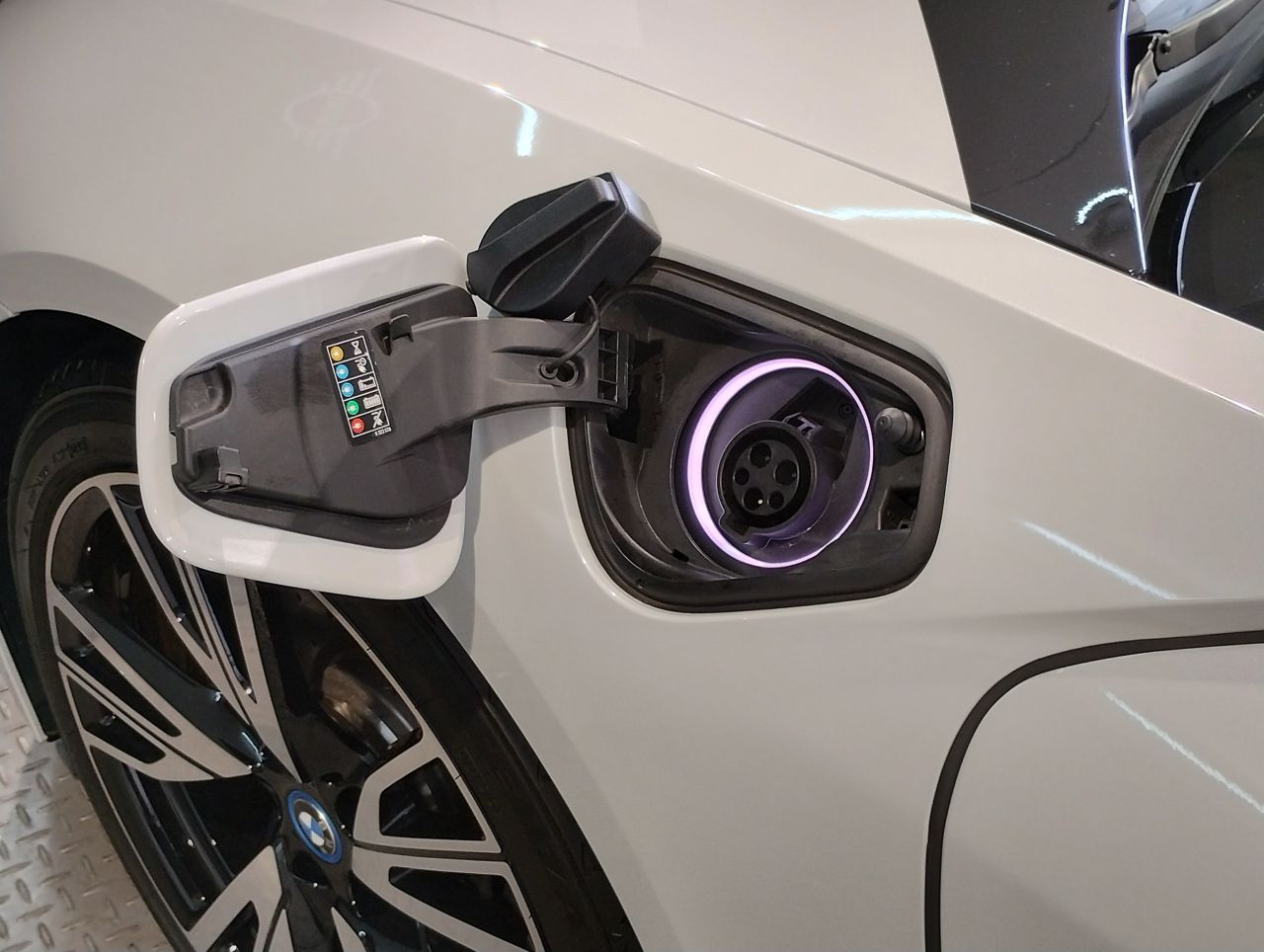 I12 i8 Coupe LCI B38 1.5i