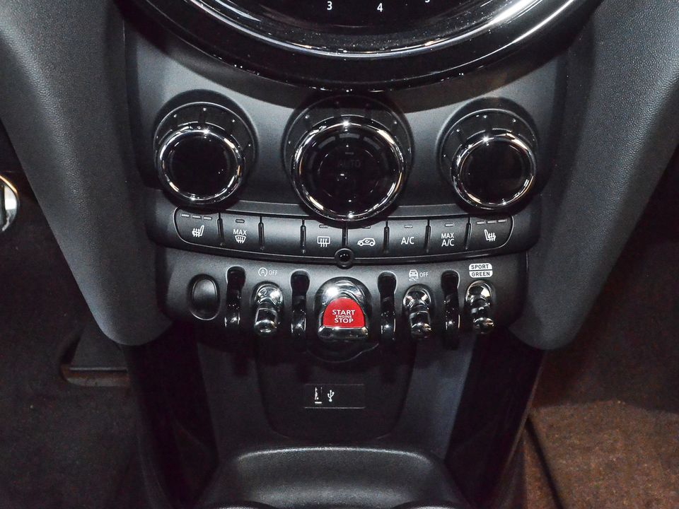 MINI Cooper Cabrio