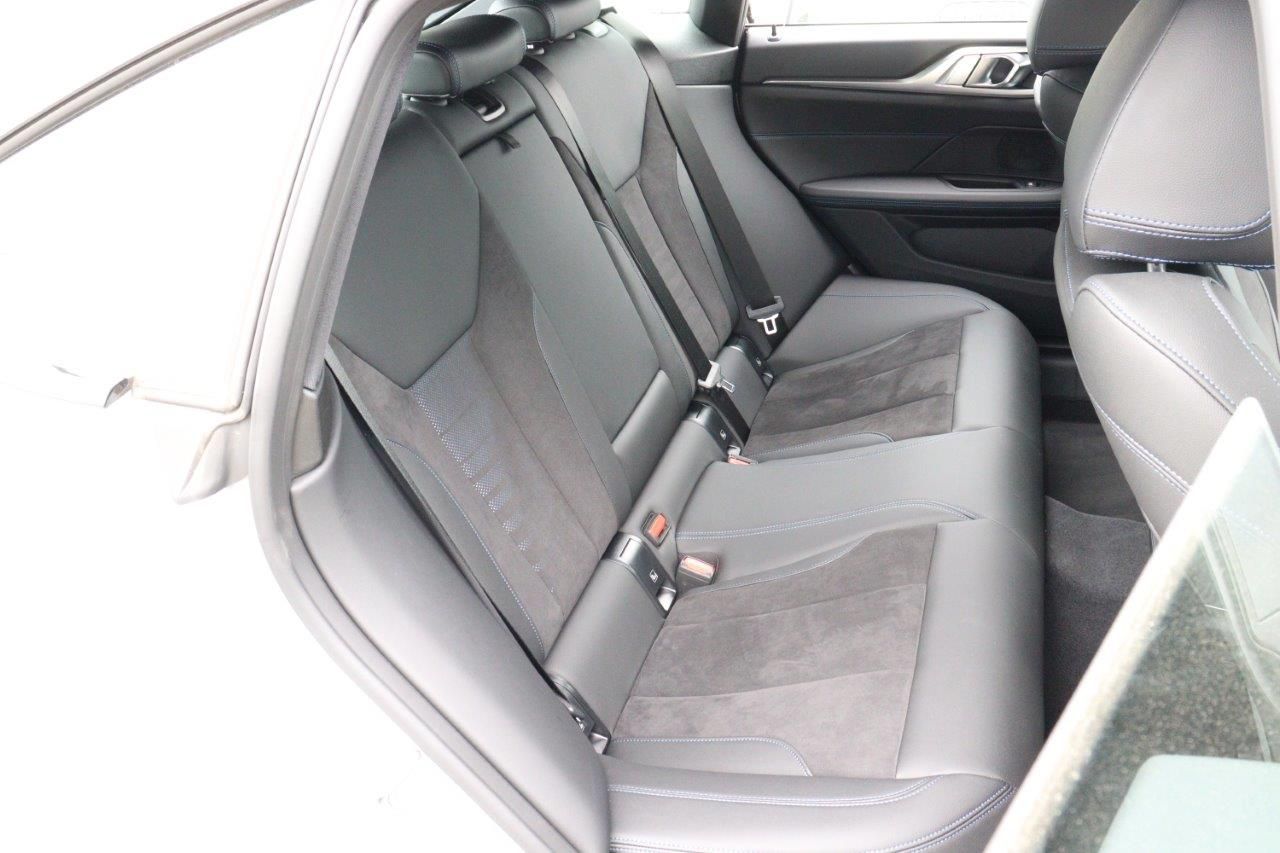 G26 i4 eDrive35 RHD