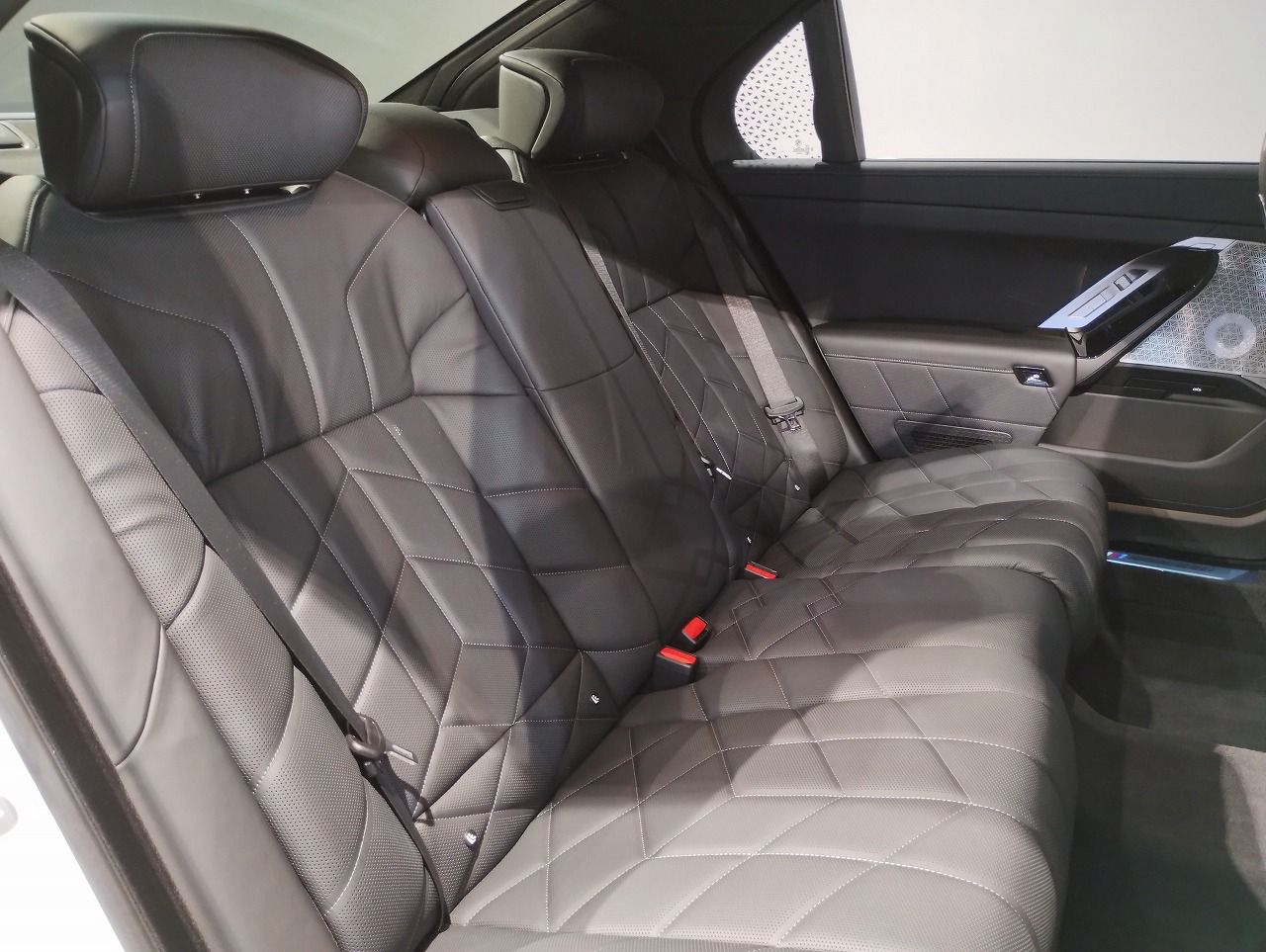 BMW i7 eDrive50 Sedan RHD
