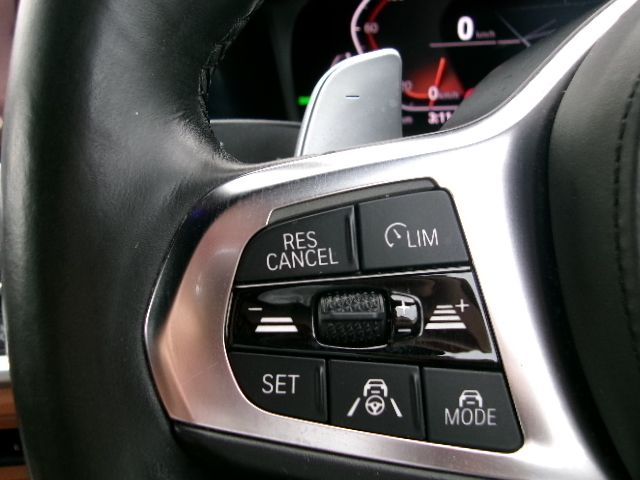 G20 320d xDrive RHD Saloon