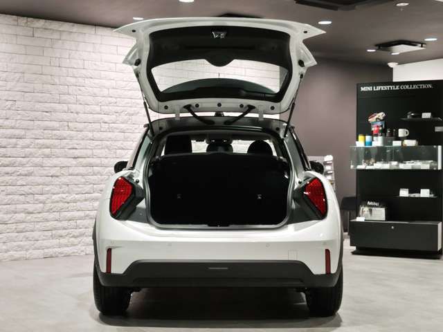 F66 MINI Cooper C 3Dr