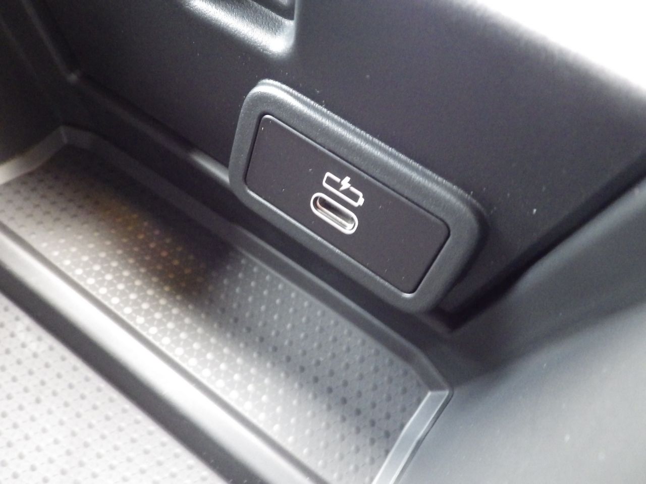 G20 320i Saloon LCI RHD MX