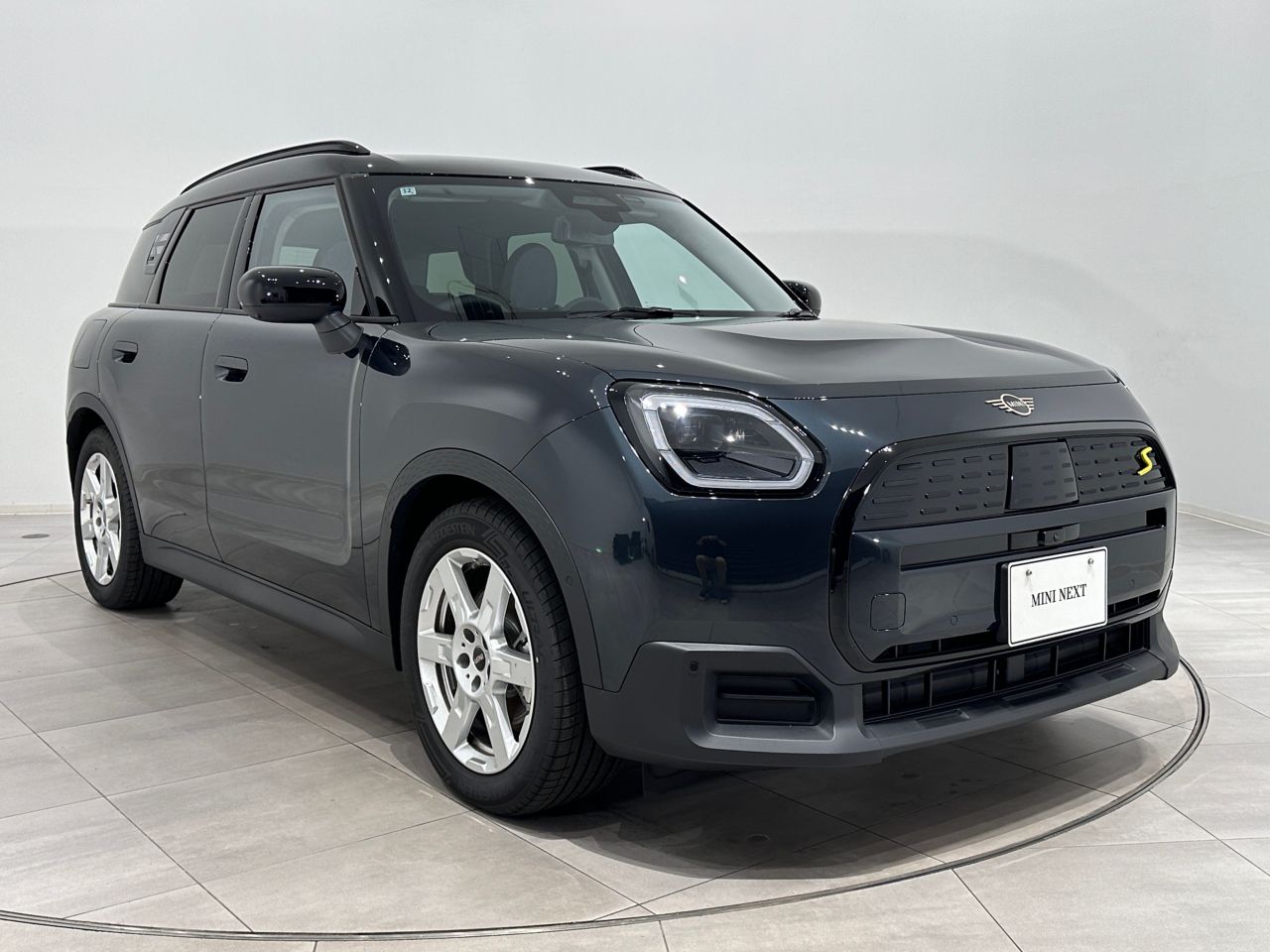 U25 MINI Countryman SE ALL4