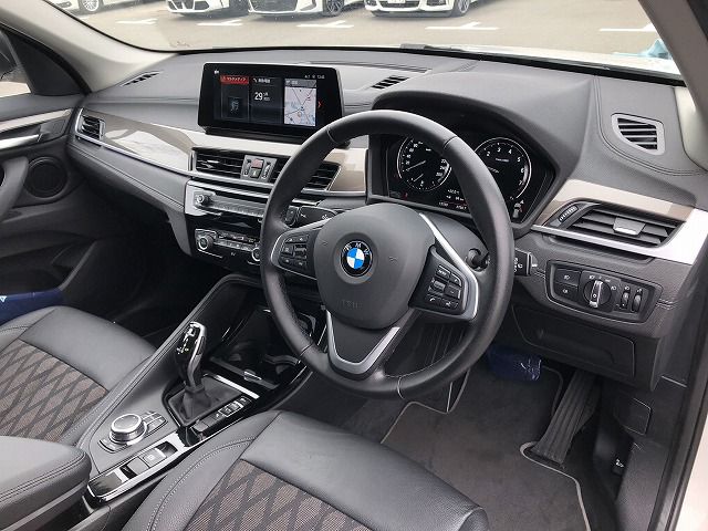 X1 sDrive18i RHD