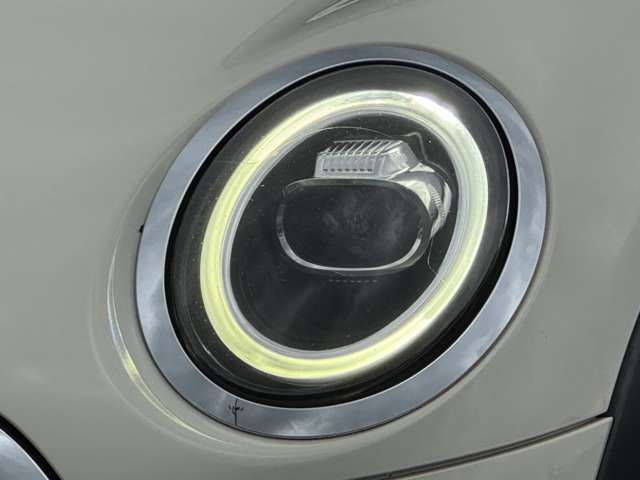 F55 COOPER D (AT)