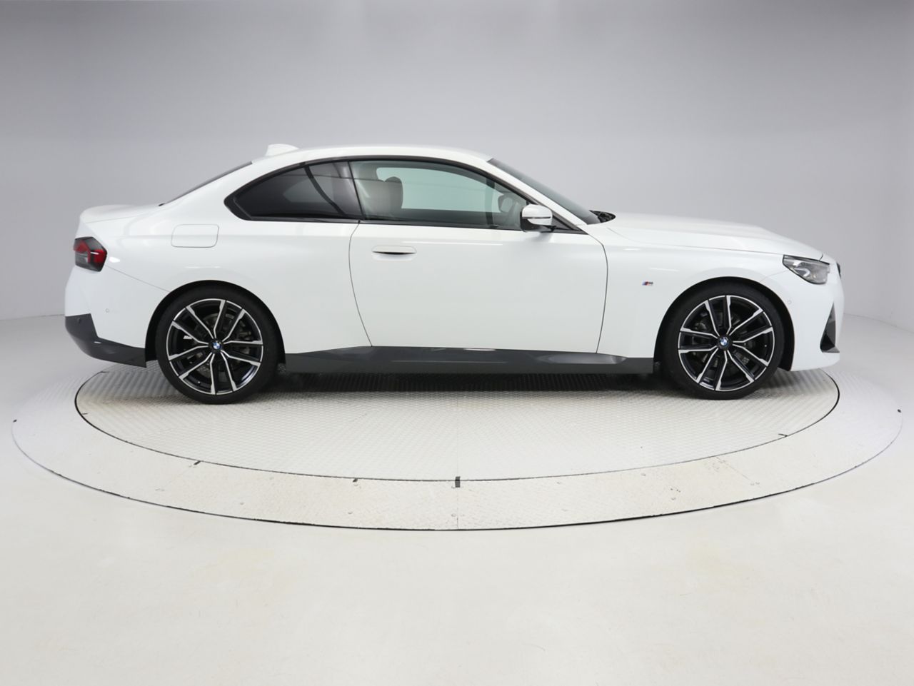 G42 220i Coupe