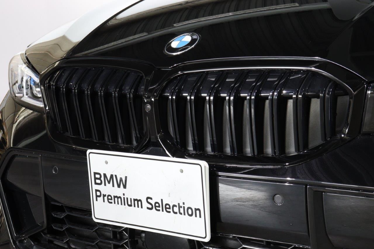 320d xDrive Berline RHD