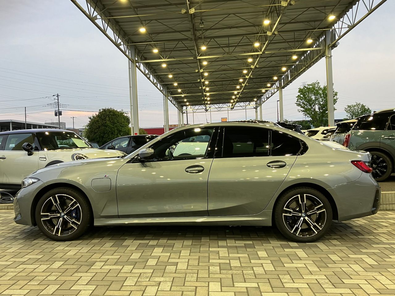 G20 330e Saloon LCI RHD MX