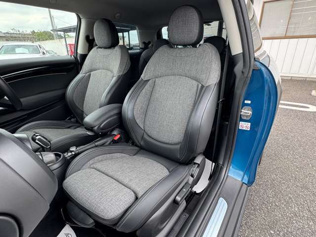 MINI Cooper F56 RHD