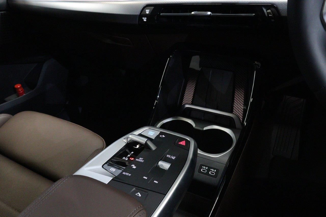 iX2 xDrive30 MSP