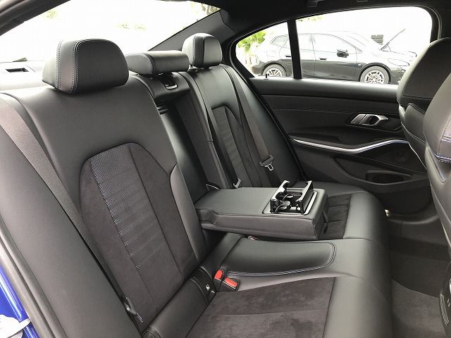 G20 330e Saloon RHD MX