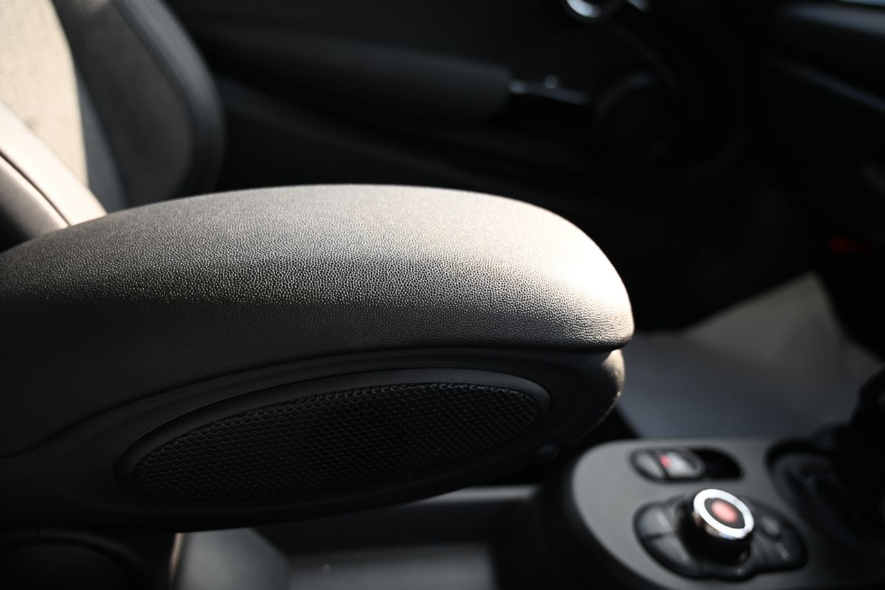 MINI Cooper F56 RHD