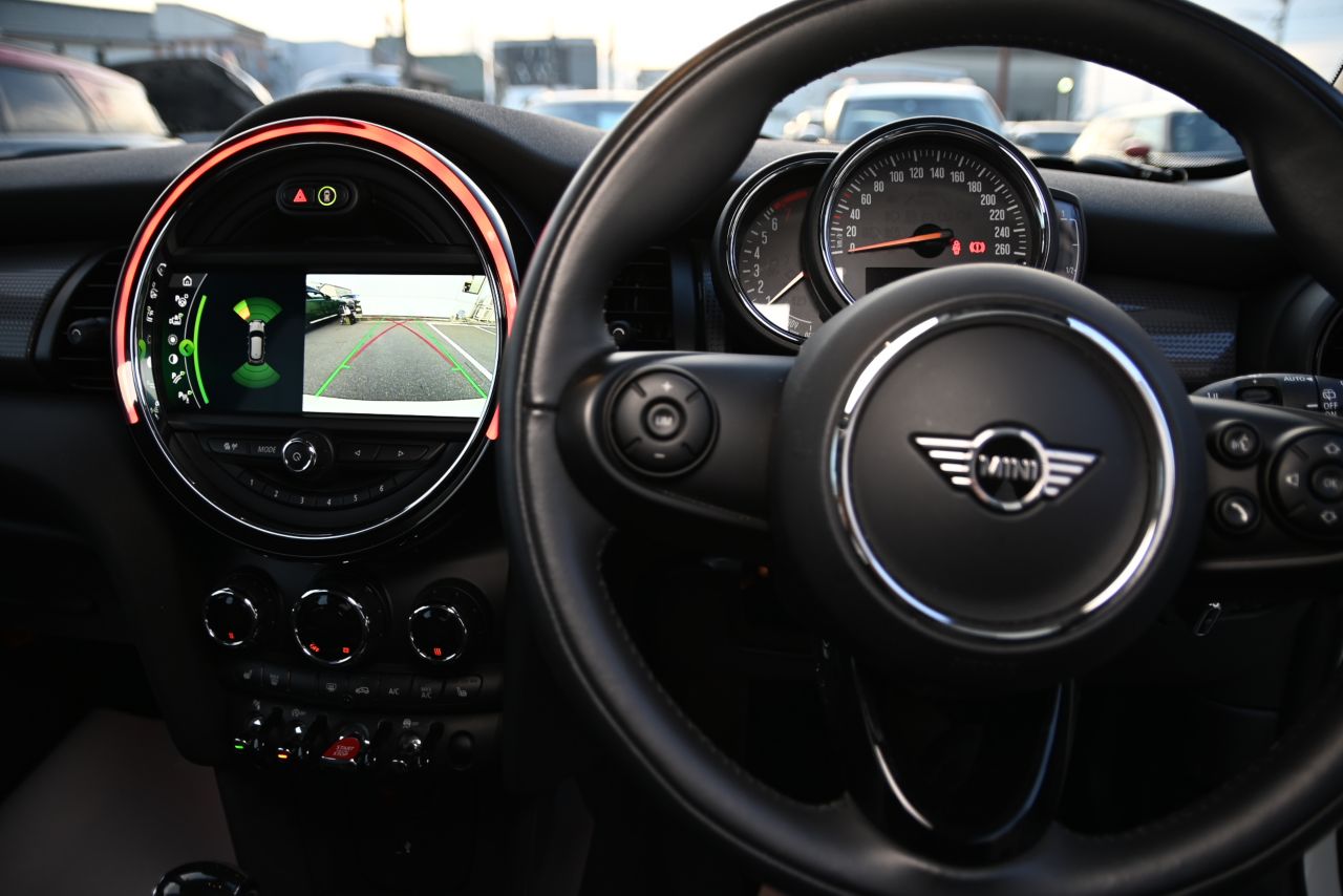 F55 MINI Cooper 5-Door Hatch LCI