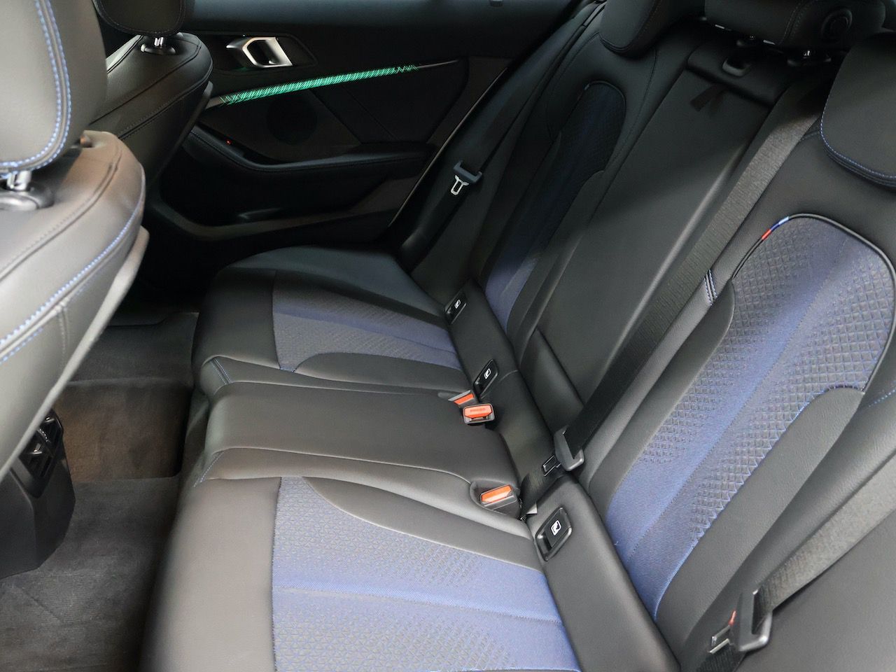 F40 118d Sports Hatch 5-door B47 2.0d