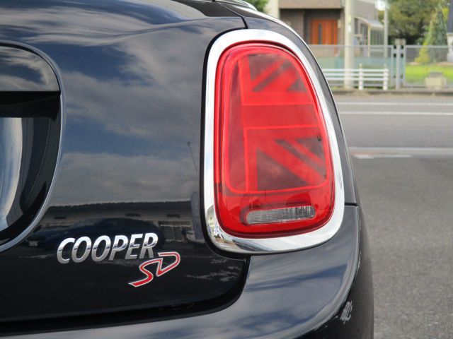 F55 MINI Cooper SD 5dr Hatch LCI