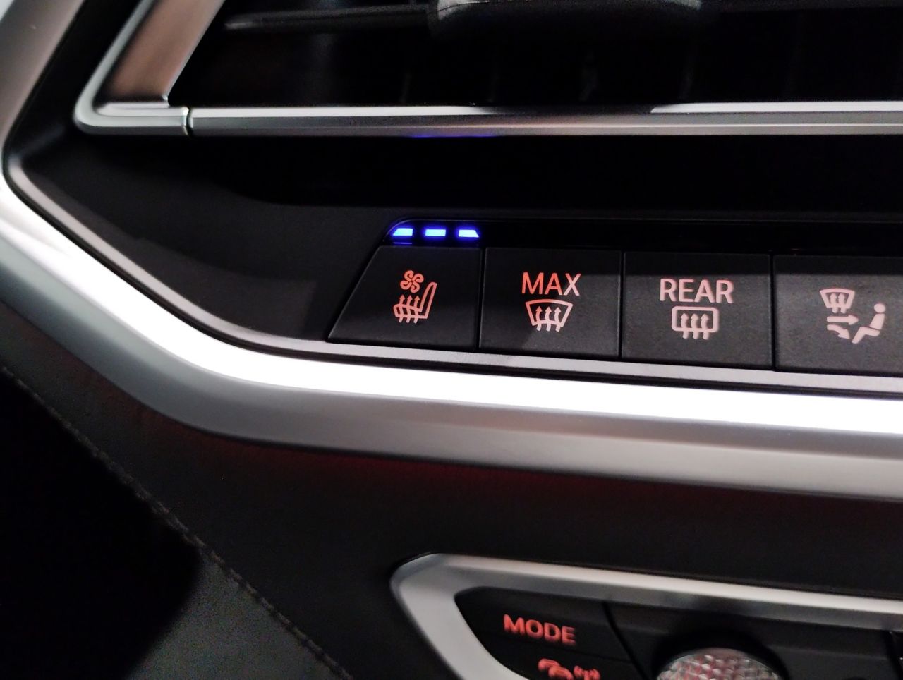 X* M50i RHD