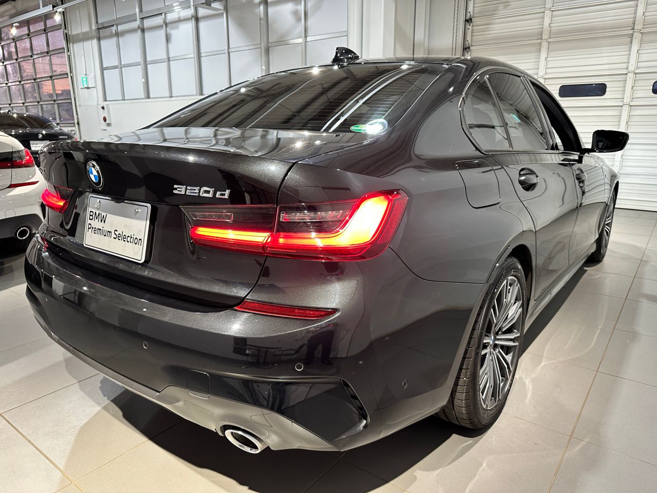 G20 320d xDrive RHD Saloon