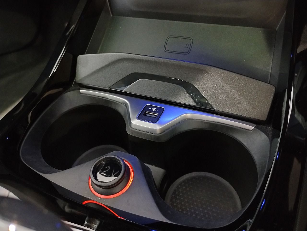 F40 118d Sports Hatch 5-door B47 2.0d