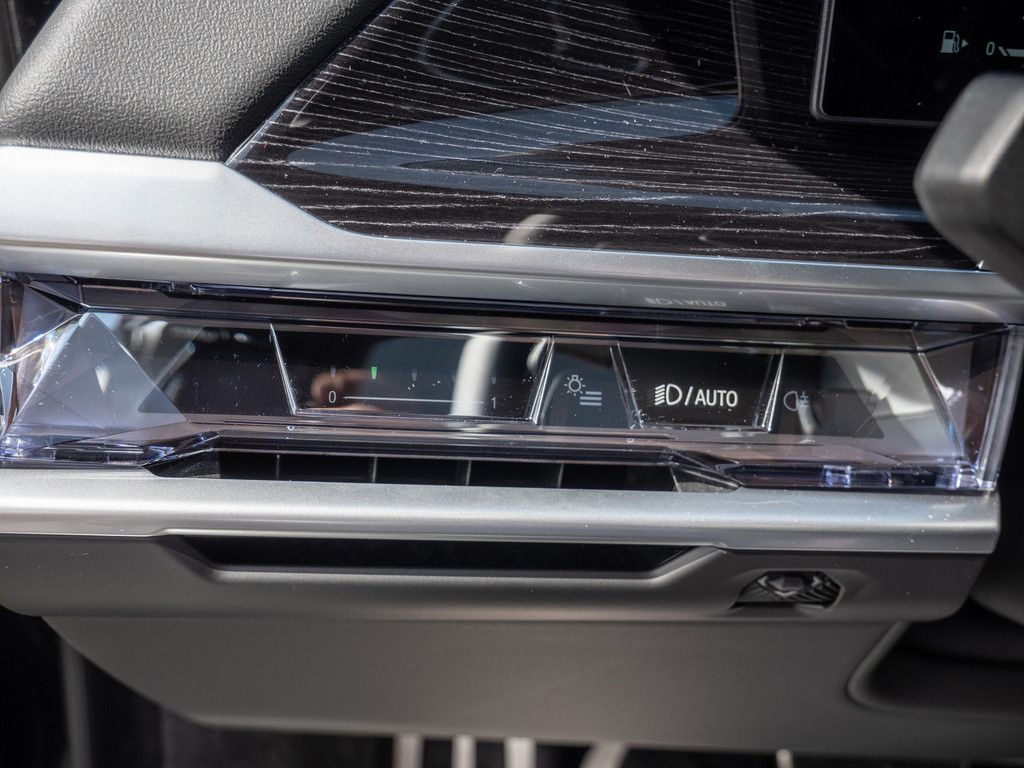 BMW 740