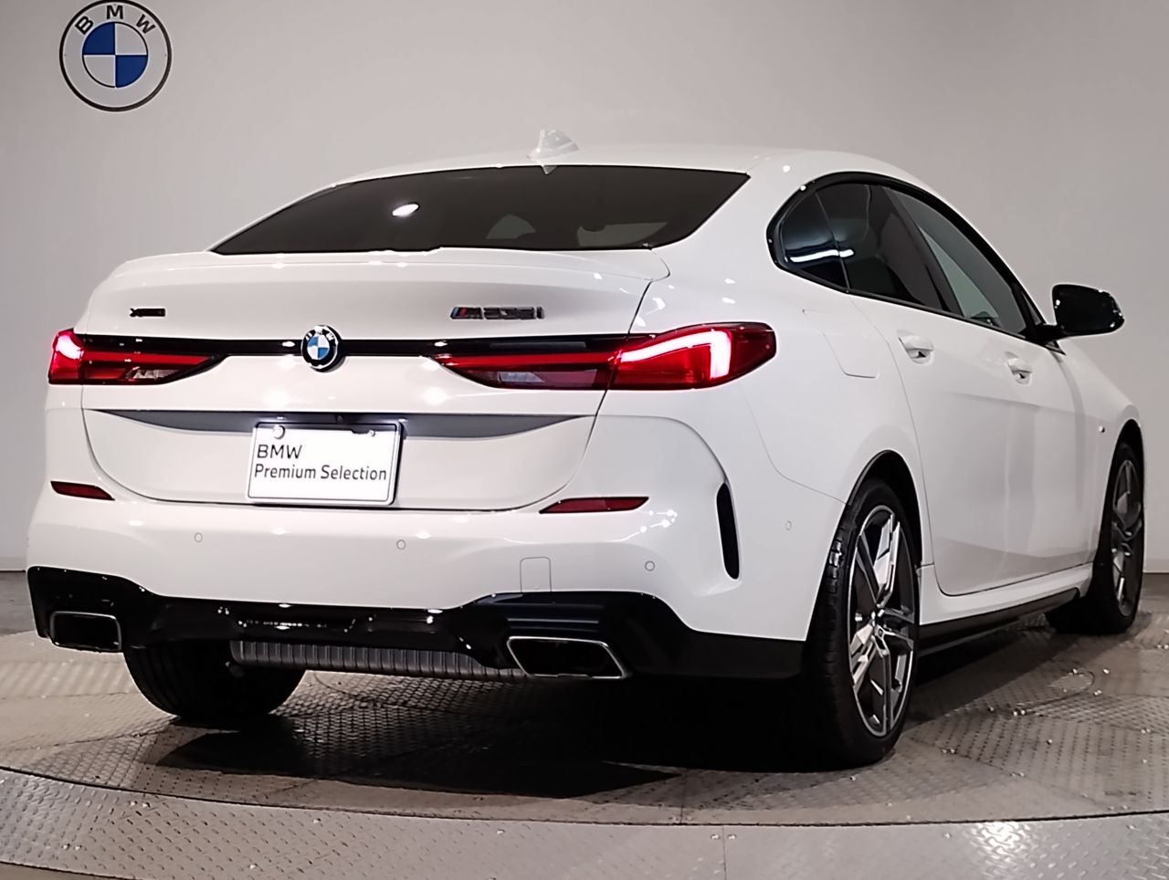 F4* **35i xDrive **** ***** B48 2.0i