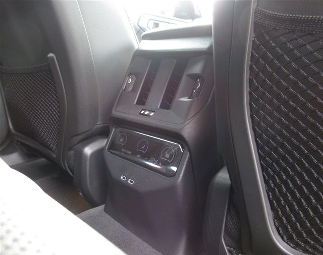 X3 M50 US