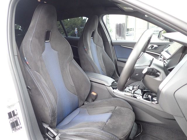 F40 118d Sports Hatch 5-door B47 2.0d