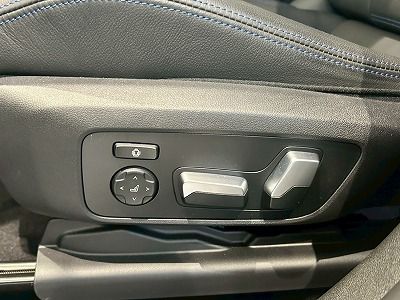 G01 X3 M40i RHD LCI ZA