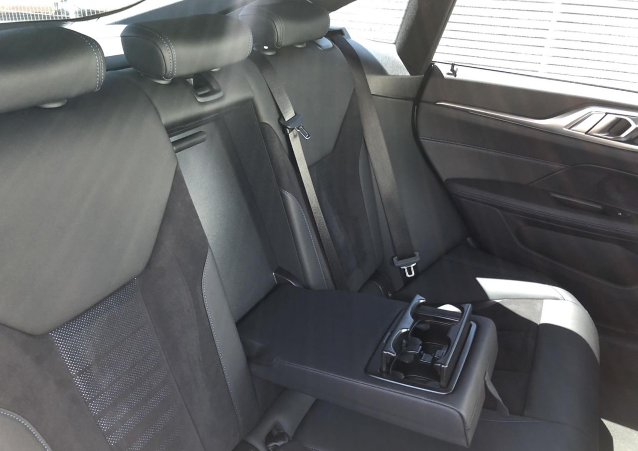 G26 i4 eDrive35 RHD