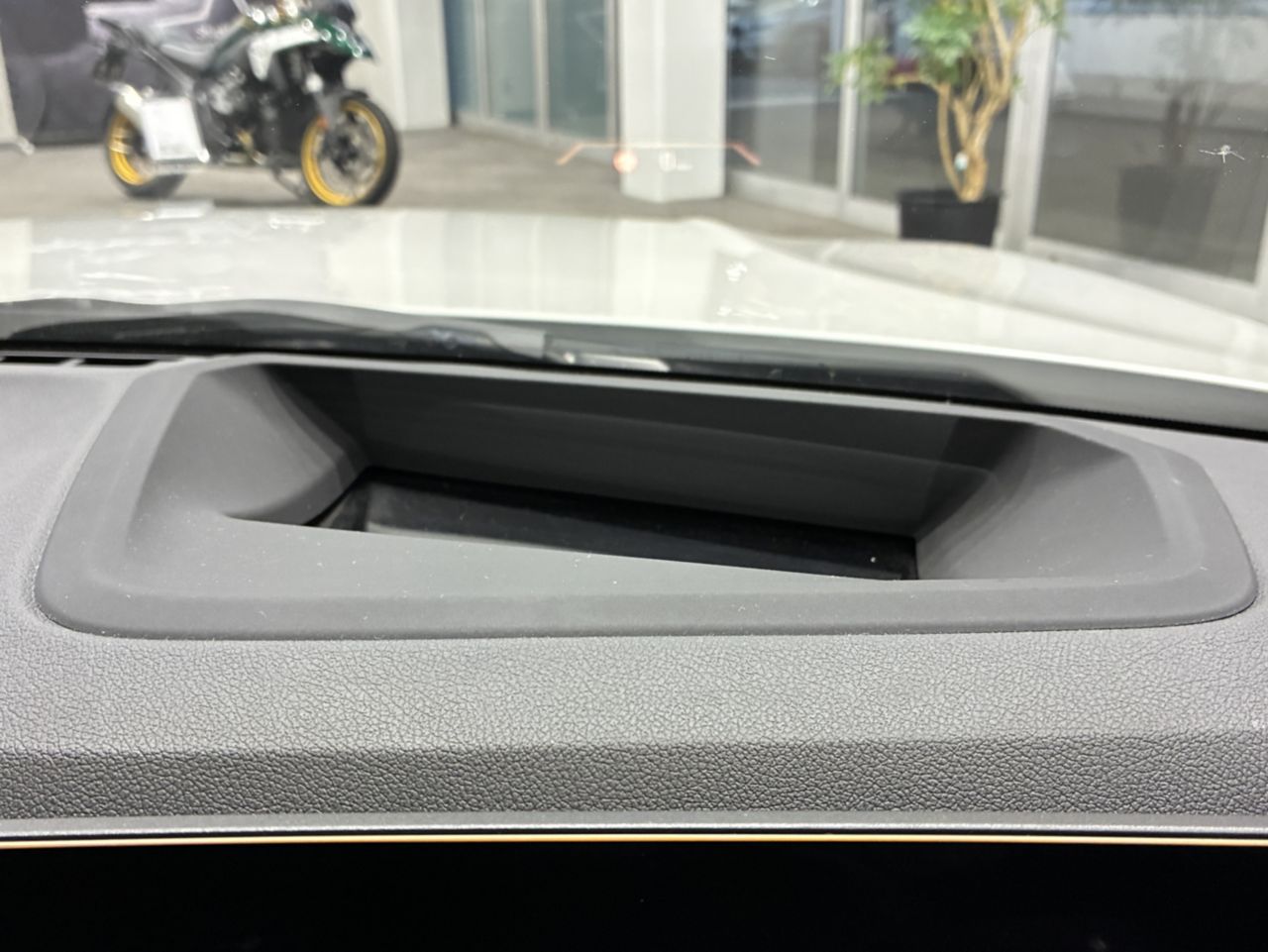 320d xDrive Berline RHD