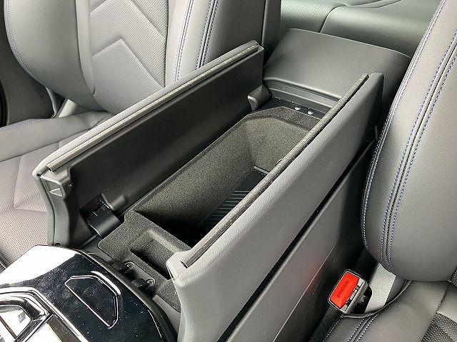 520i Sedan RHD