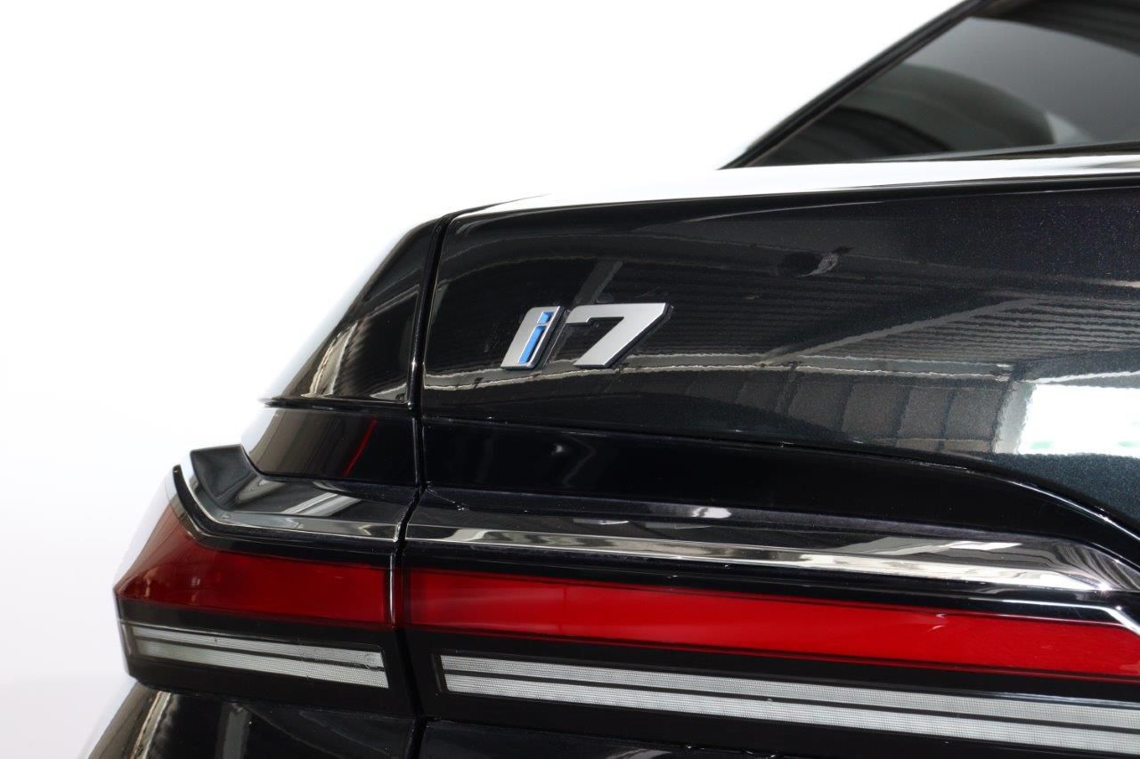 BMW i7 eDrive50 Sedan RHD