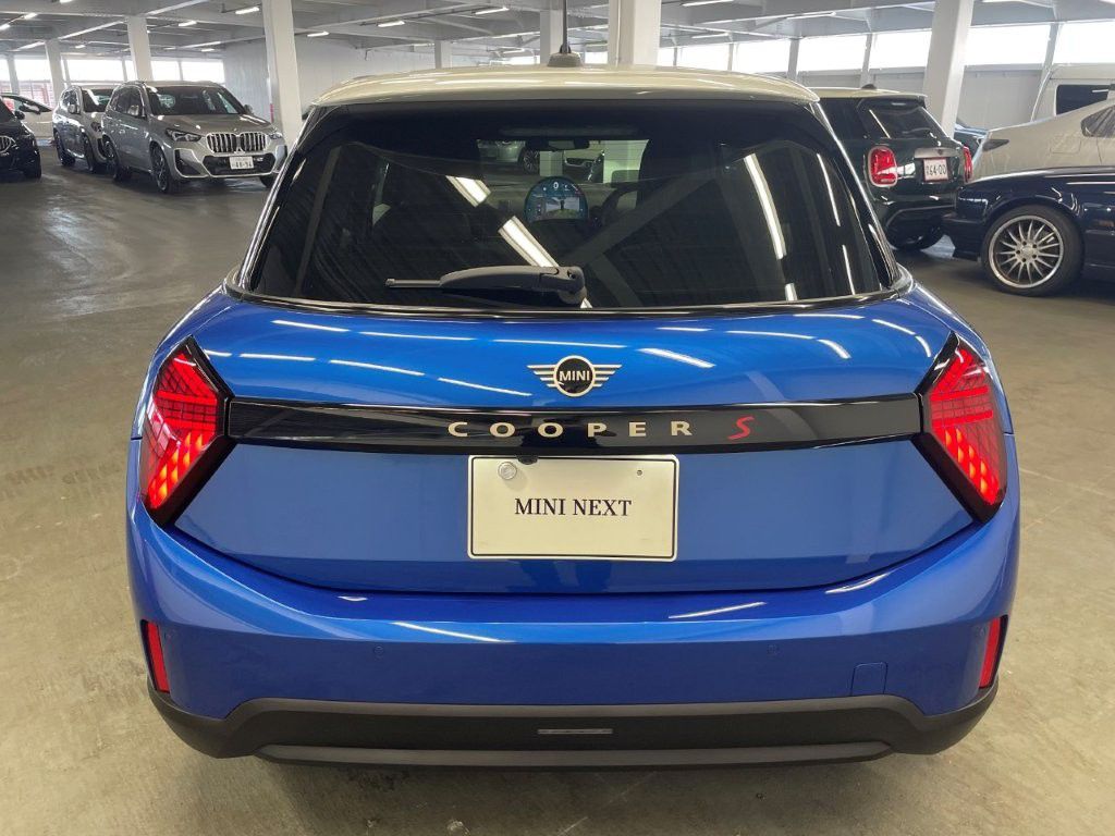 F65 MINI Cooper S 5Dr