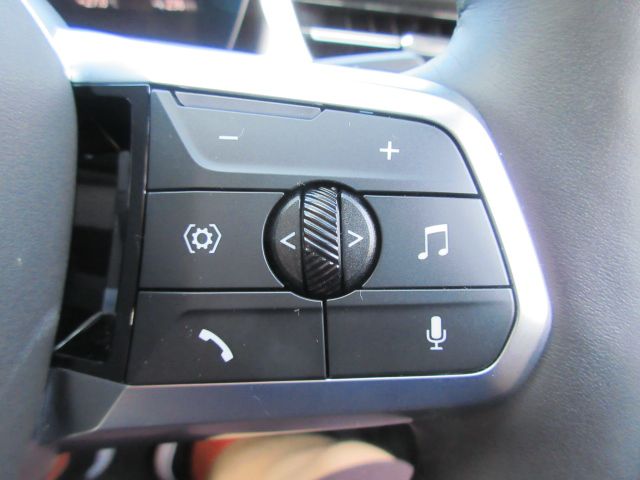 iX2 xDrive30 MSP
