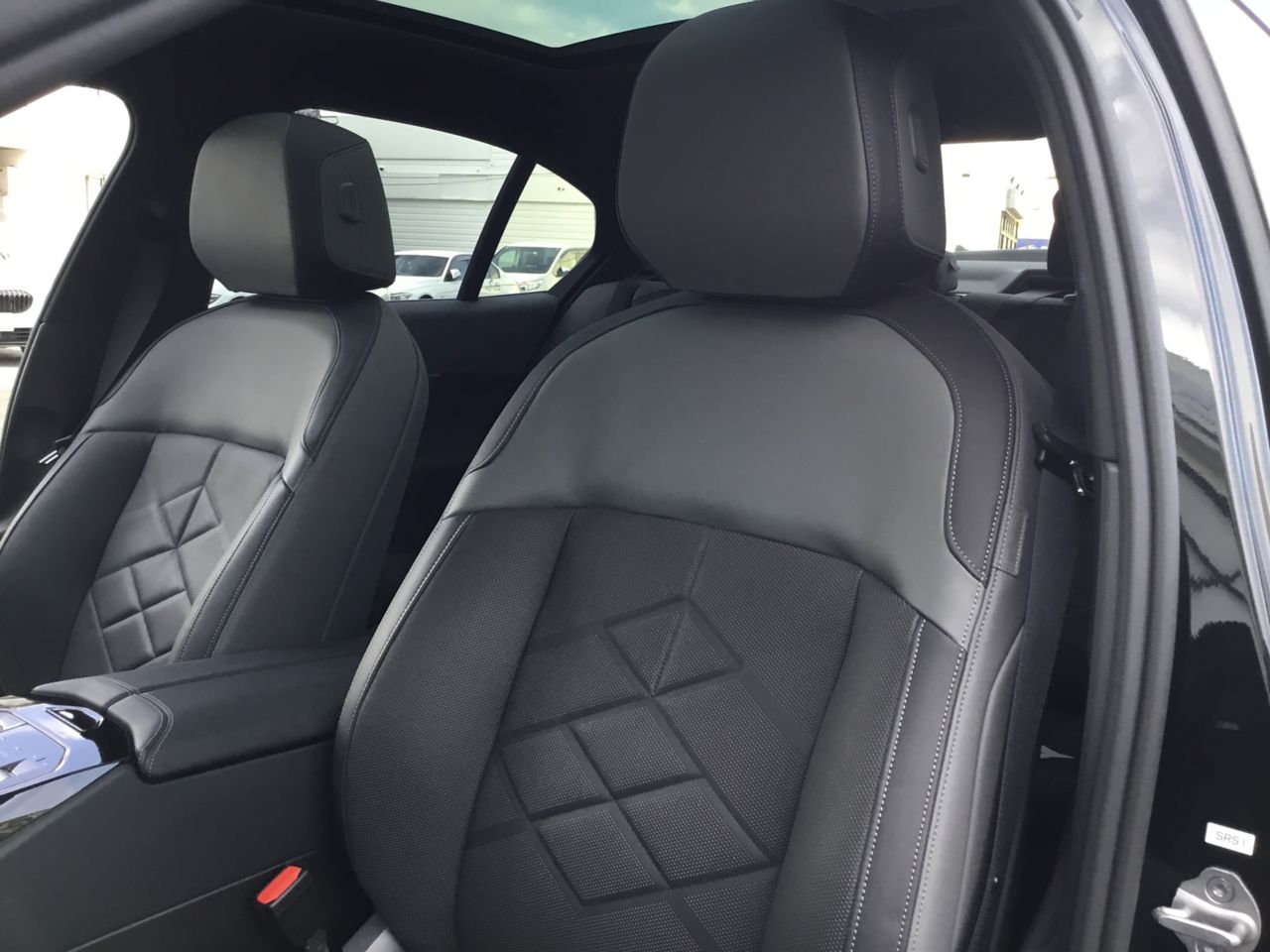 BMW i5 eDrive40 Sedan RHD
