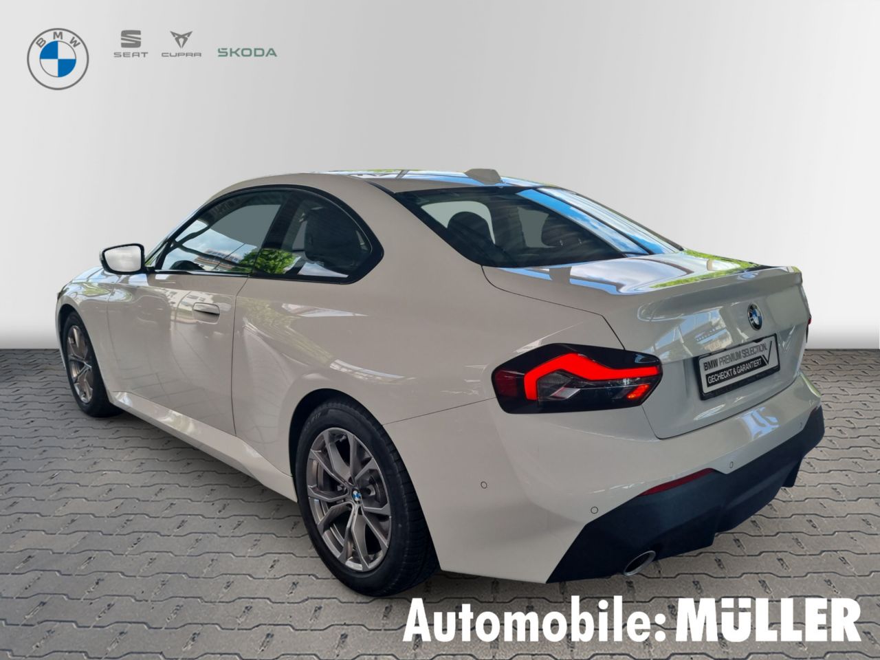 BMW 218