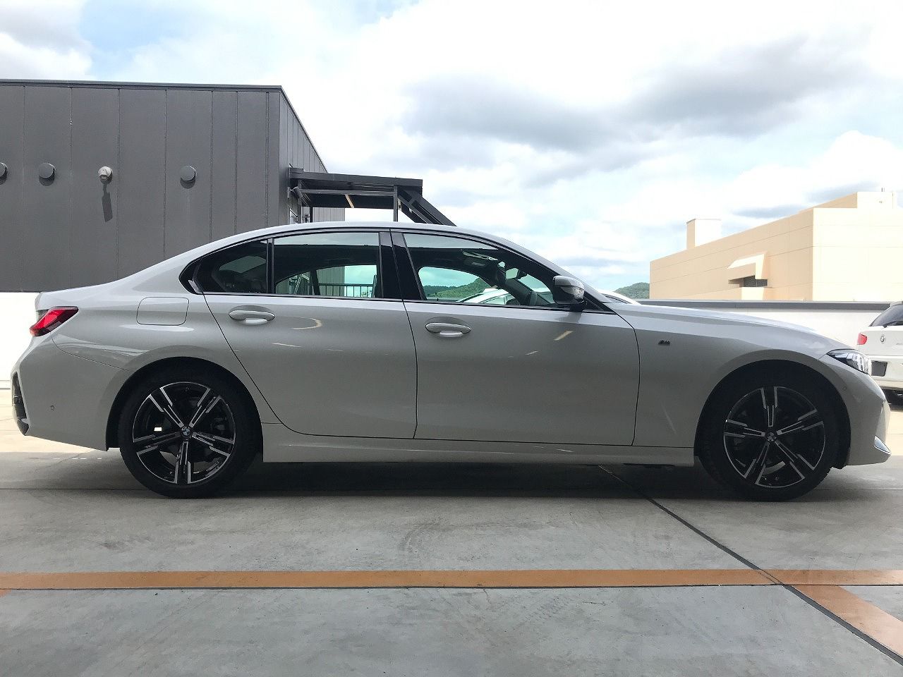 320d xDrive Berline RHD