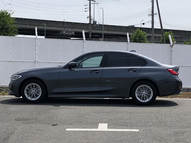 G20 320i Saloon RHD MX