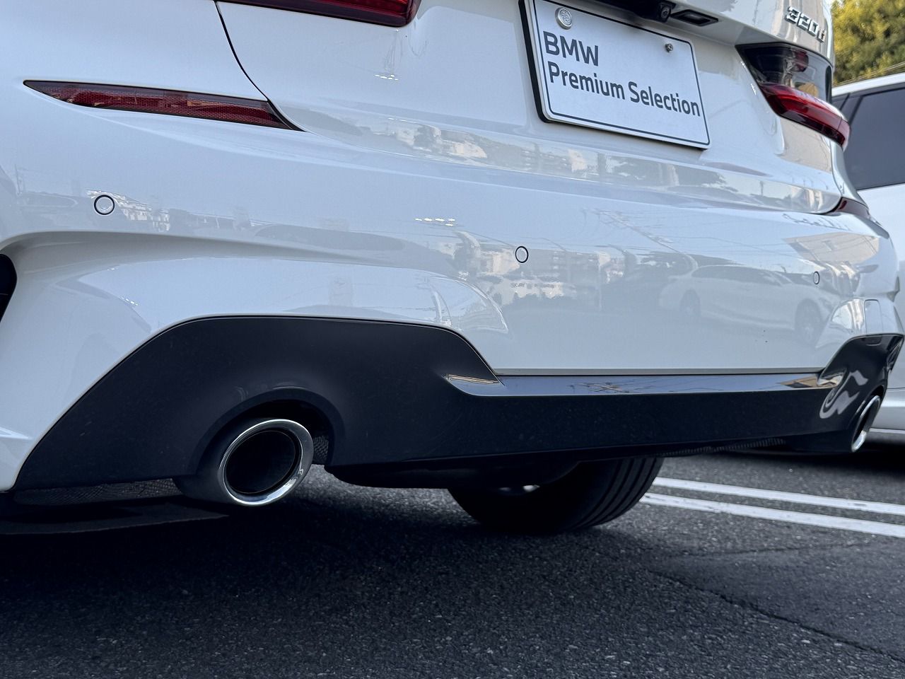 G20 320d xDrive RHD Saloon