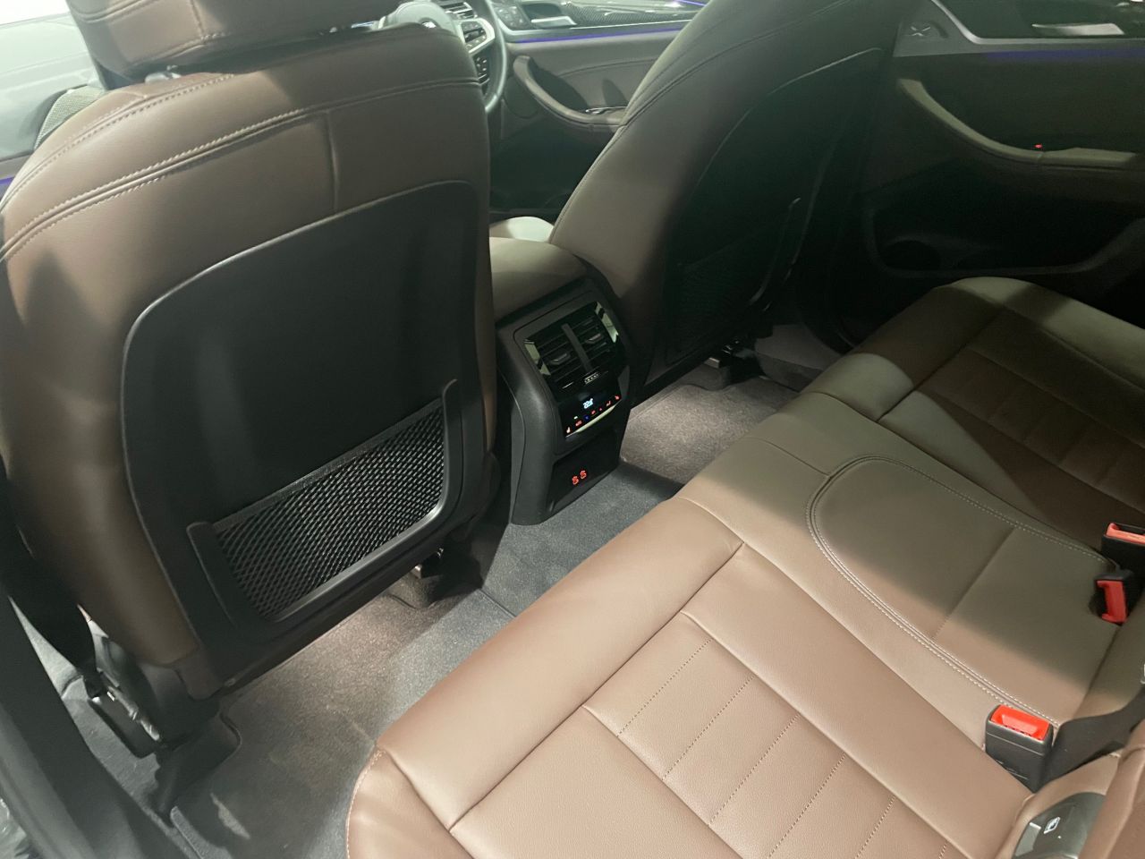 G02 X4 M40i RHD LCI