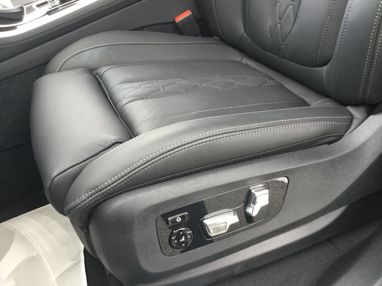 X5 xDrive40d RHD