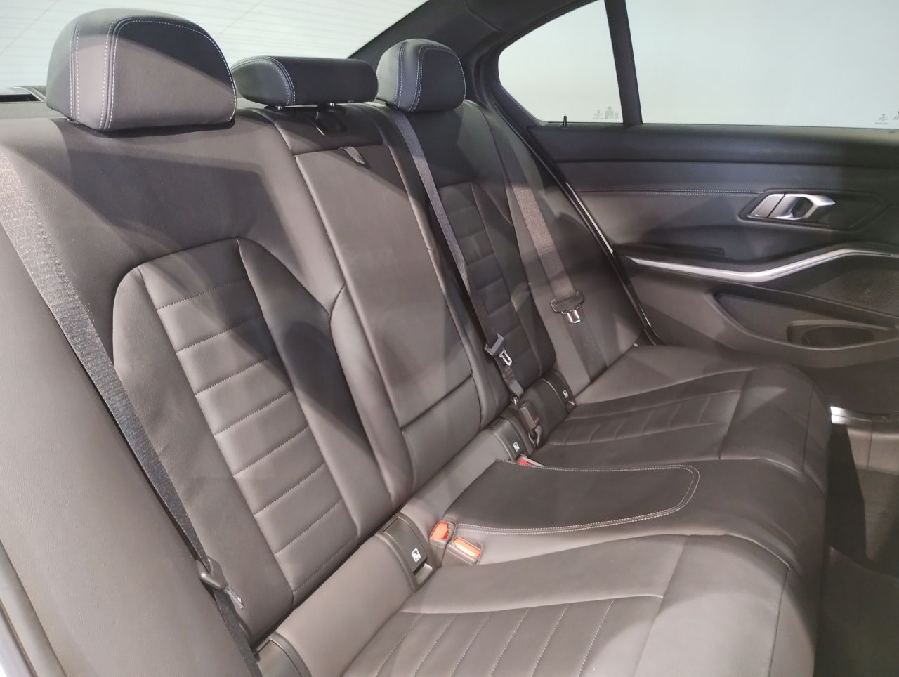 G20 330i Saloon RHD MX