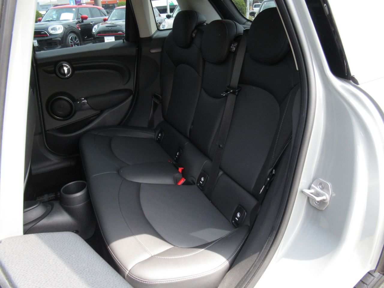 MINI F55 Cooper D 5dr Hatch LCI