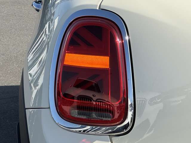 F56 MINI Cooper 3-Door Hatch LCI