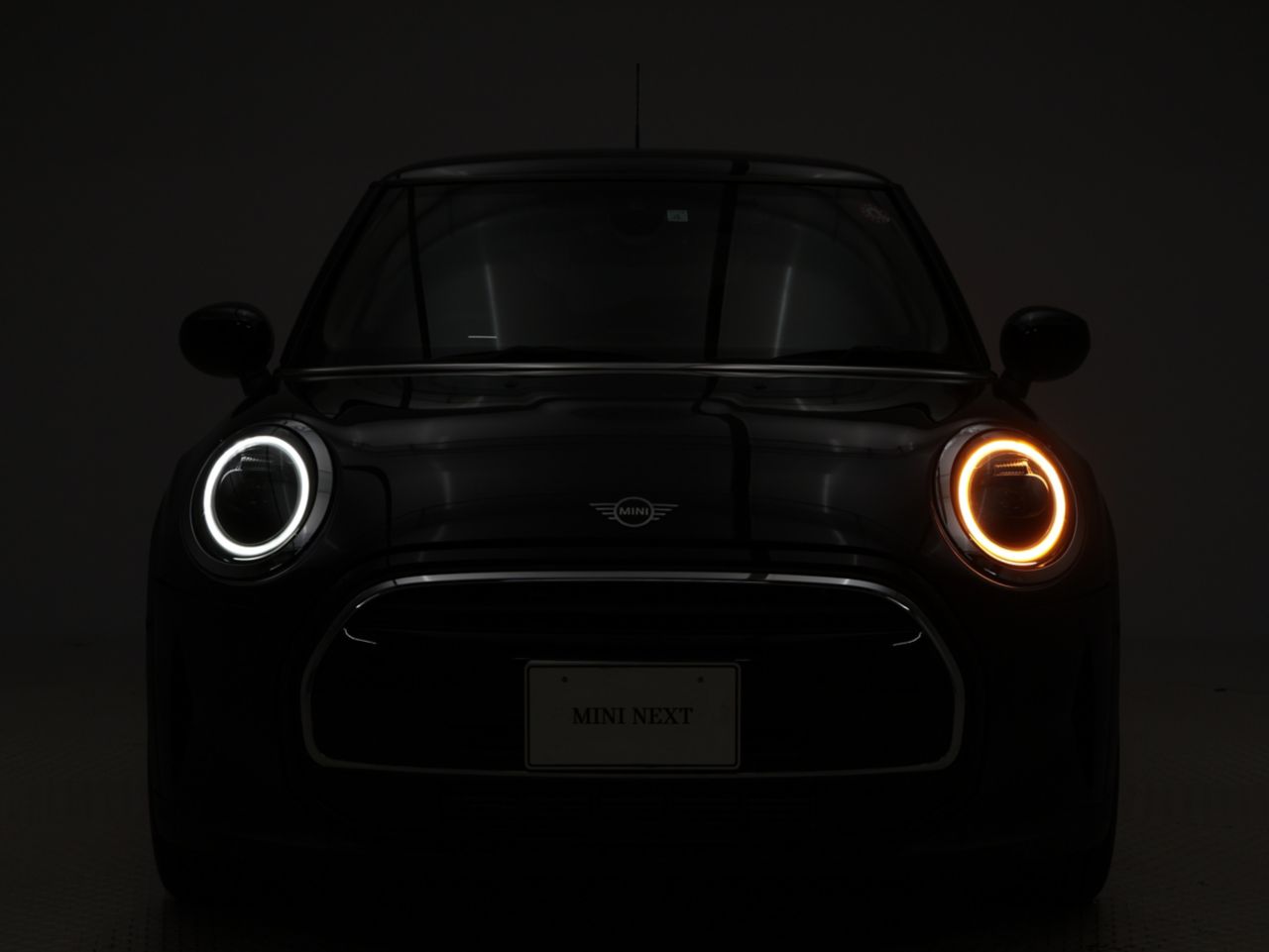 MINI Cooper F56 RHD