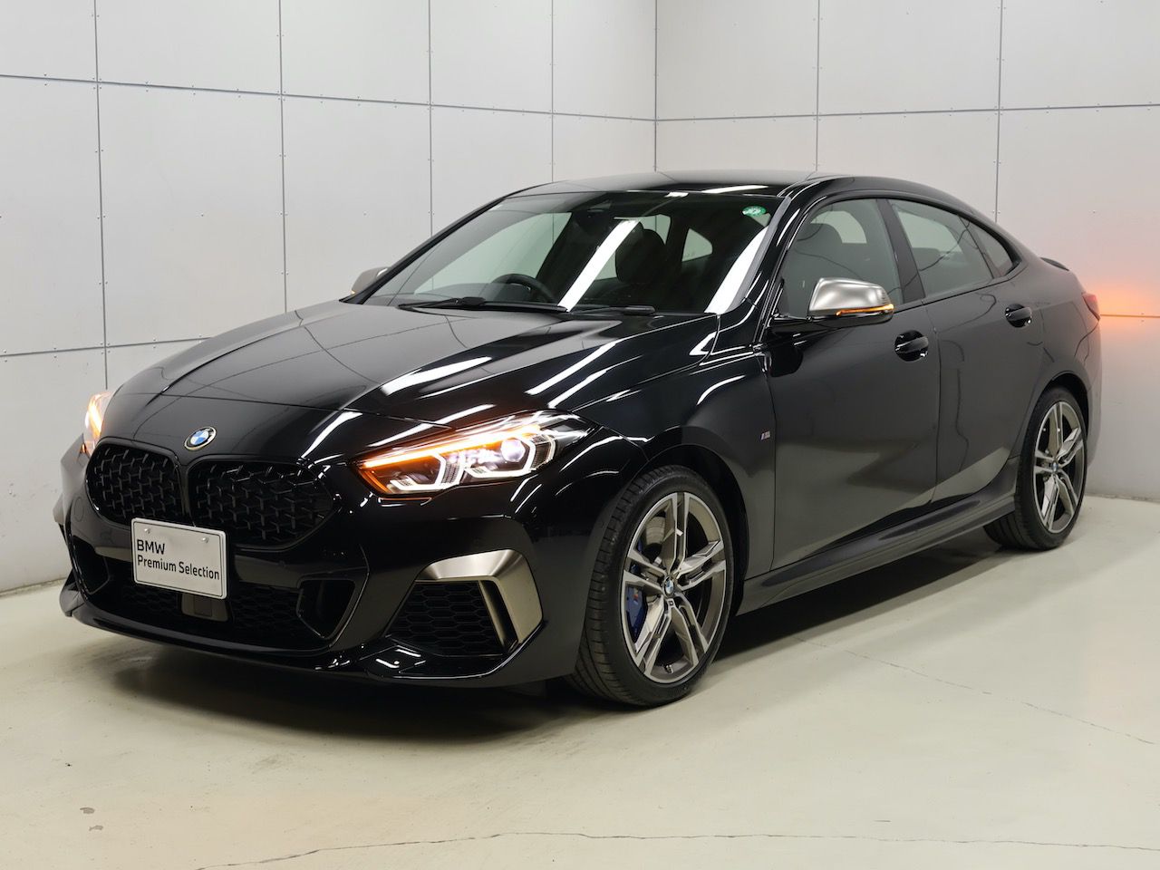 F4* **35i xDrive **** ***** B48 2.0i