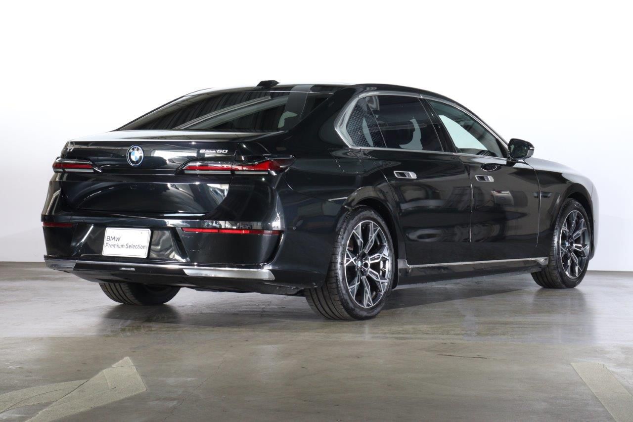 BMW i7 eDrive50 Sedan RHD