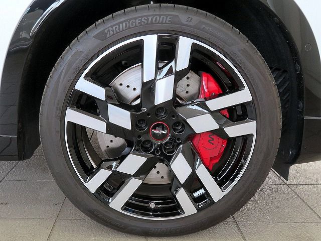 U25 MINI John Cooper Works Countryman ALL4