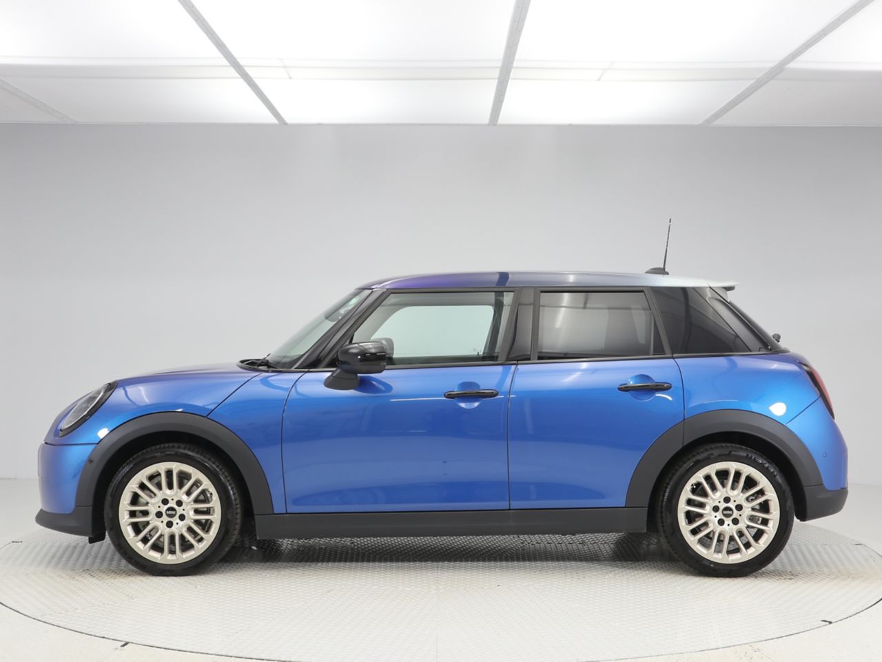 F65 MINI Cooper S 5Dr