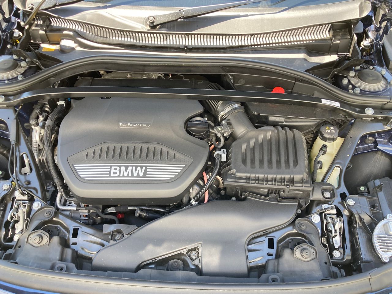 F40 118d Sports Hatch 5-door B47 2.0d